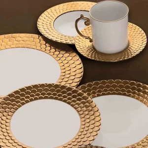 Aegean Gold Charger