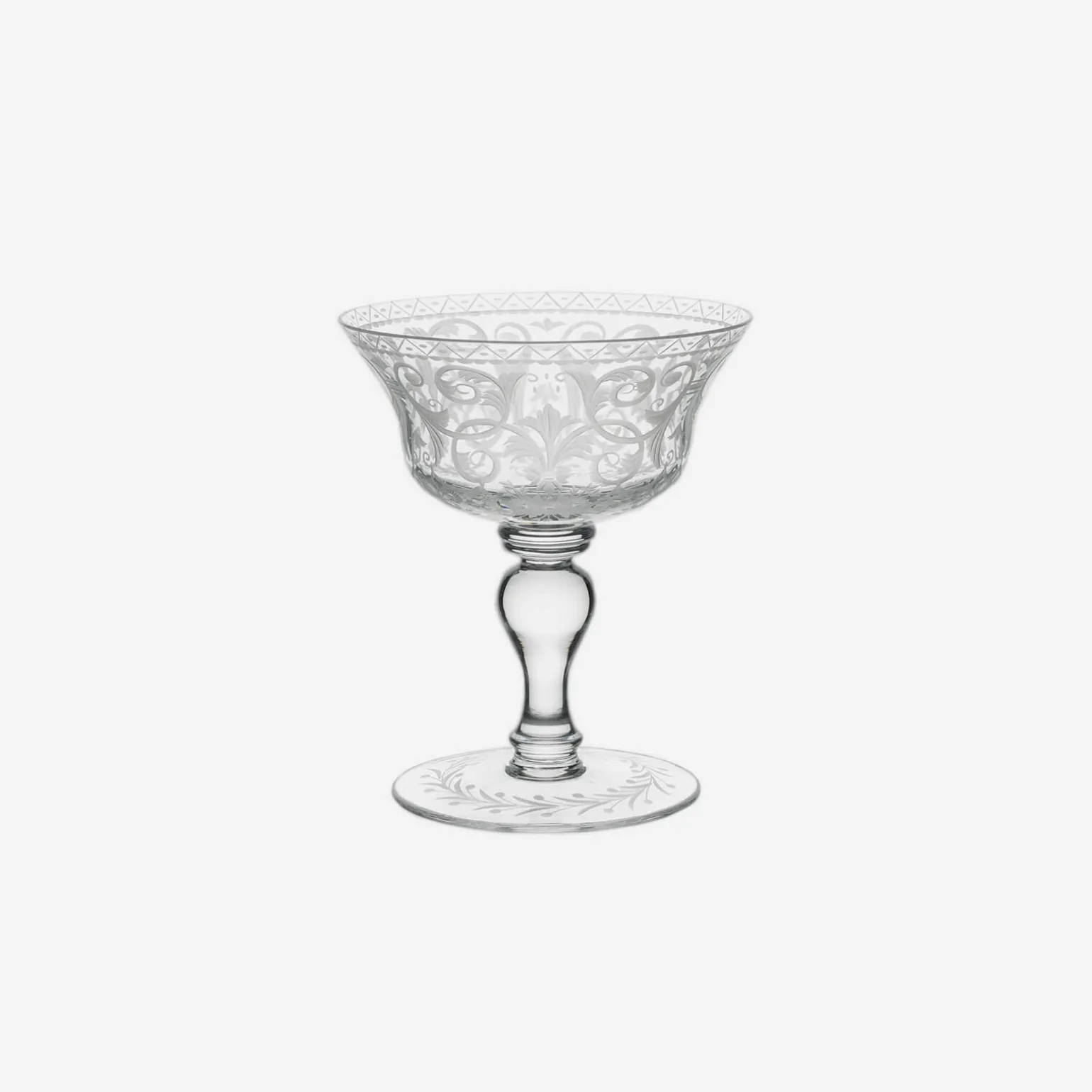 baroque_engraved_champagn_0.webp Baroque Engraved Champagne Cup
