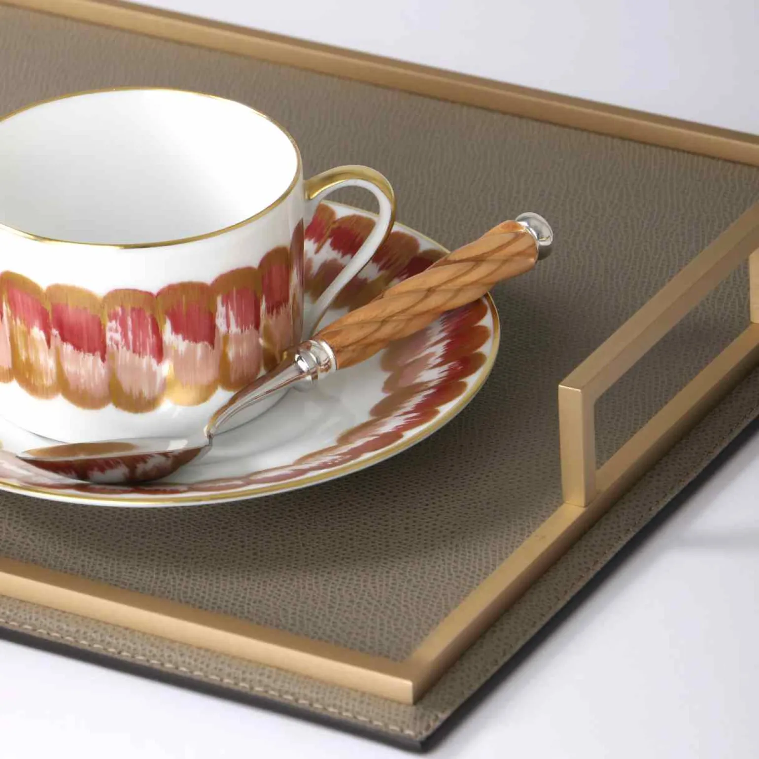 defile_large_rectangular__3.webp Defile Large Rectangular Leather Tray Mud & Brass