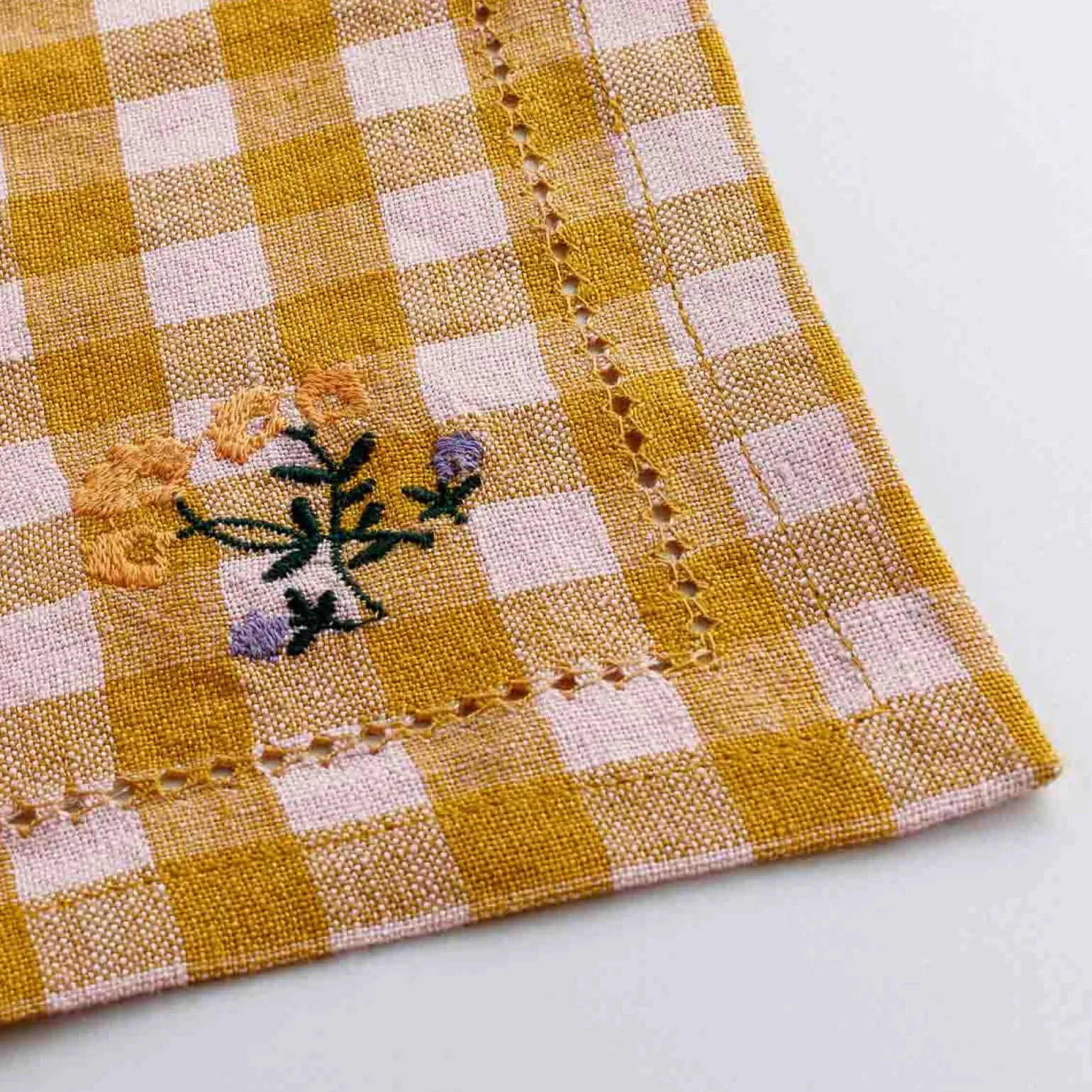 gingham_embroidered_napki_2.webp Gingham Embroidered Napkin Mustard