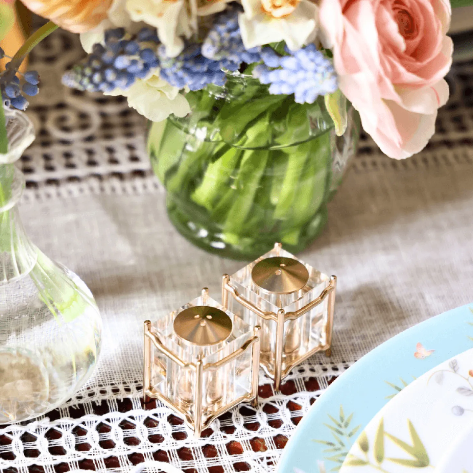 han_gold_salt__pepper_set_1.webp Han Gold Salt & Pepper Set