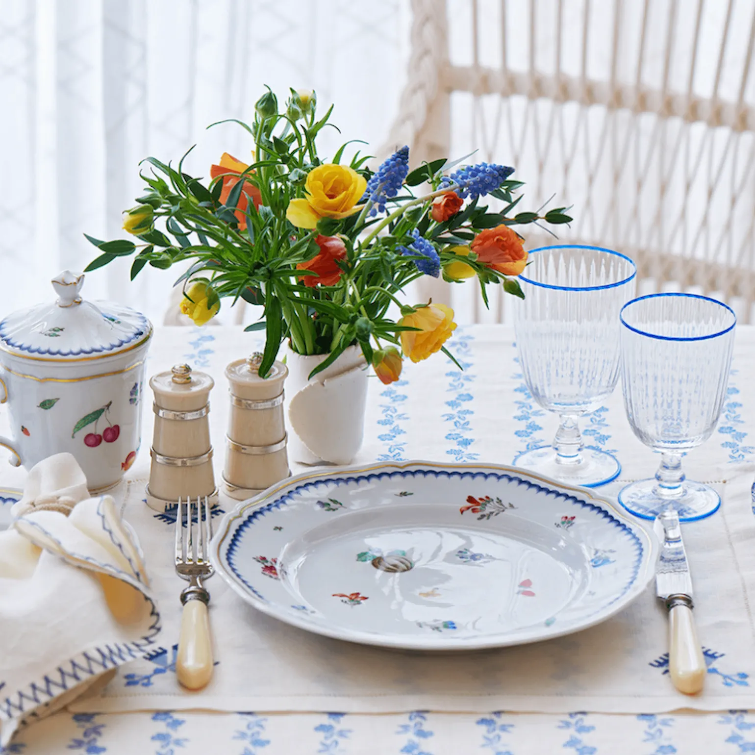italian_fruit_dinner_plat_1.webp Italian Fruit Dinner Plate - Set of 2