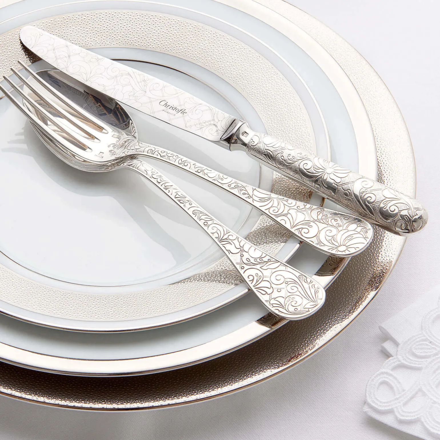 jardin_deden_piece_silver_1.webp Jardin d'Eden 4-Piece Silver Plated Cutlery Set