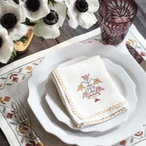 Rosebud Hand-embroidered Linen Placemat