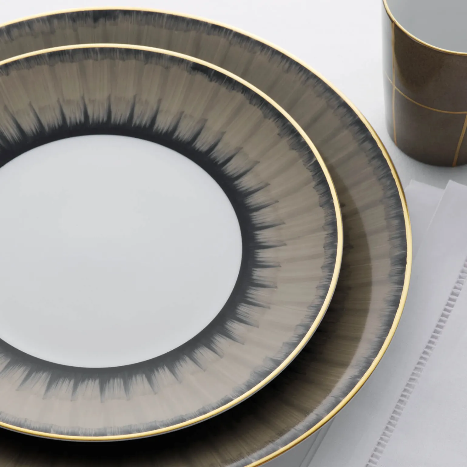 ruban_dessert_plate_1.webp Ruban Dessert Plate