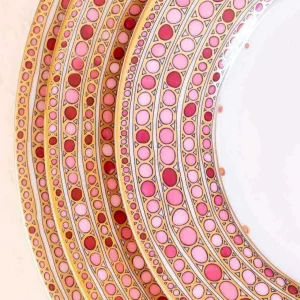 Syracuse Dinner Plate Fuchsia