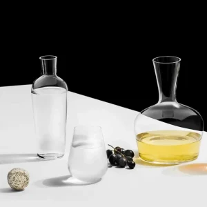 The Water Carafe