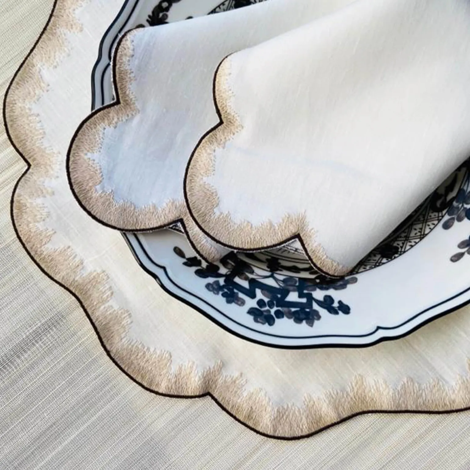 valver_napkin__set_of__1.webp Valver Napkin - Set of 4